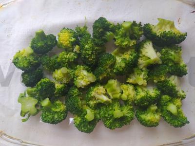 Brokoliai, kepti su rikota ir mocarela Žingsnis 1