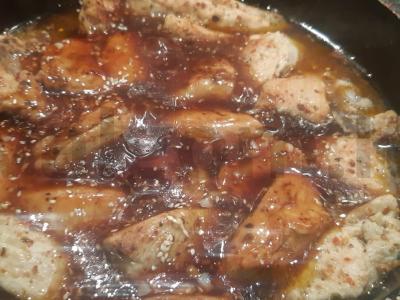 Vištiena terijakio padaže su funchosa Žingsnis 4