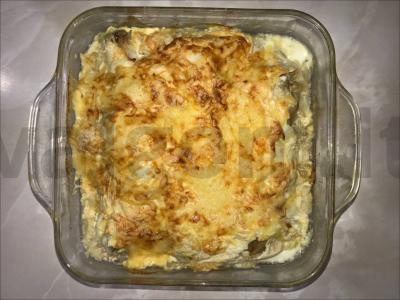 Vištienos šlaunelės pitos duonoje su grietinėlės padažu pagrindine nuotrauka