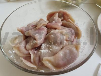 Skaniausi koldūnai su vyšniomis pagrindine nuotrauka