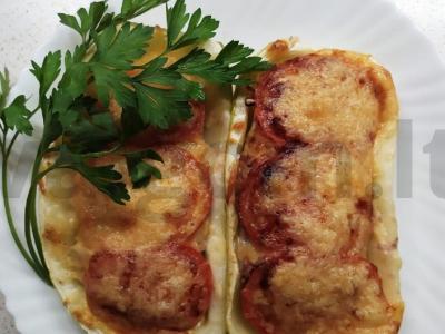 Cukinijų laiveliai pagrindine nuotrauka