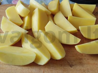 Vištiena su daržovėmis Žingsnis 1