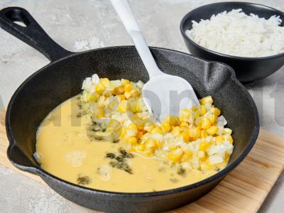 Basmati kepti ryžiai su kukurūzais Žingsnis 2
