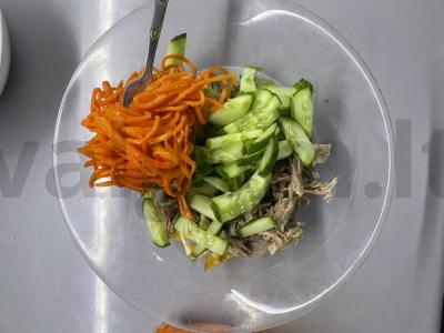 Korėjietiškos "Caprice" salotos su kiaulienos filė Žingsnis 6