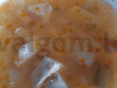 Sriuba su vištiena ir ryžiais pagrindine nuotrauka