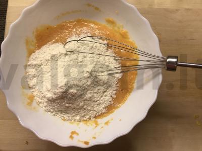 Morkų pyragas Žingsnis 3