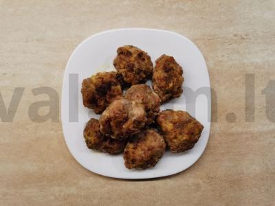 Sultingi kotletai su cukinija pagrindine nuotrauka