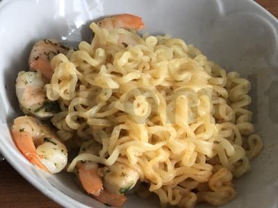 Krevetės ramen pagrindine nuotrauka