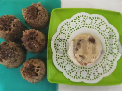 Naminis varškės pyragas su bananų sultimis ir šokoladiniu glajumi pagrindine nuotrauka