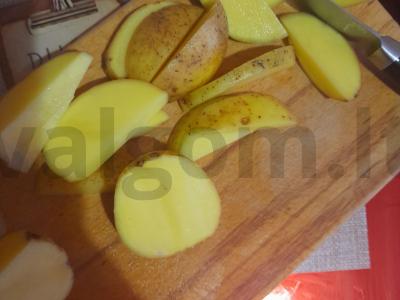 Kaimiškos bulvės su vištiena marinate Žingsnis 6