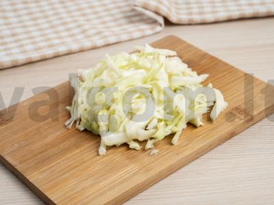 Bulvių košė su kopūstais ir svogūnais Žingsnis 1