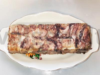 Gausus mėsos terinas pagrindine nuotrauka