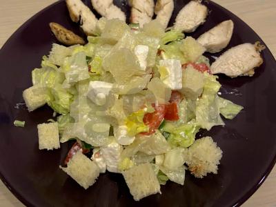 Salotos "A la Cezaris" supaprastintos pagrindine nuotrauka