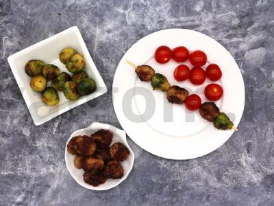 Kiaulienos ir daržovių kebabai Žingsnis 6