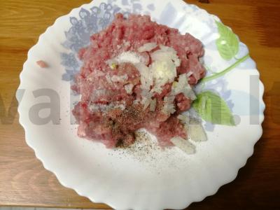 Žvaigždžių kalakutienos kotletai Žingsnis 1