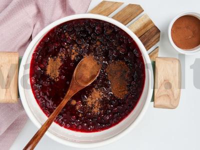 Paprasta spanguolių uogienė Žingsnis 2