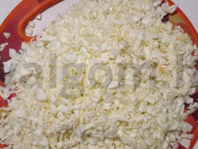 Švelnūs vegetariški kotletai su kopūstais Žingsnis 3