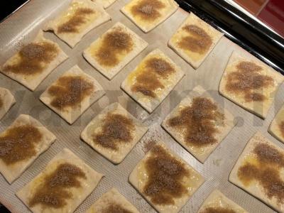 Cinamoninės bandelės Žingsnis 5