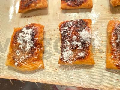 Cinamoninės bandelės pagrindine nuotrauka