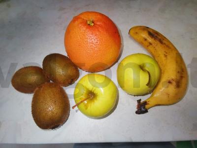 Vaisių salotos su greipfrutais ir jogurtu Žingsnis 1
