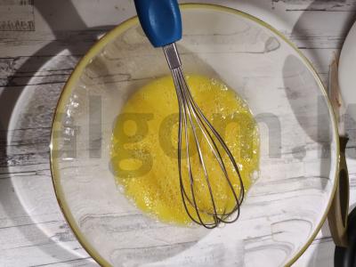 Kumpio ir sūrio blyneliai Žingsnis 2