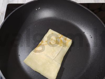 Kumpio ir sūrio blyneliai Žingsnis 8