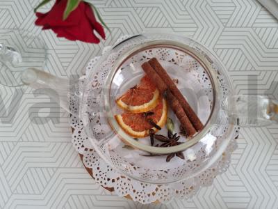 Aromatinė prieskonių juodoji arbata Žingsnis 1