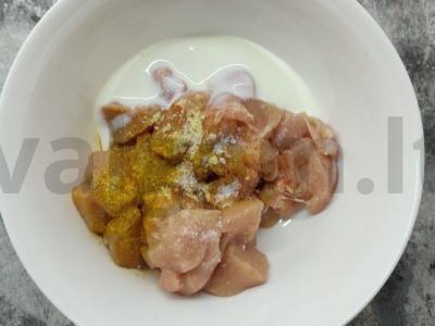 Aromatingi vištienos kebabai su ryžiais ir daržovėmis orkaitėje Žingsnis 1