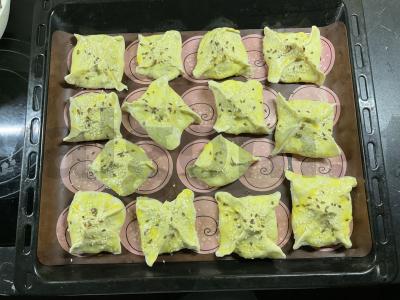 Sluoksniuotos tešlos pyragaičių samsa Žingsnis 4