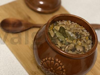 Aromatingi grikiai puode pagrindine nuotrauka