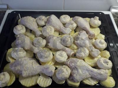 Vištienos šlaunelės su grybais ir bulvėmis Žingsnis 4