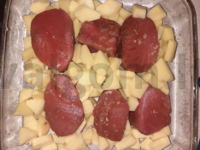 Su bulvėmis keptas tunas sojos, medaus ir garstyčių padaže Žingsnis 4