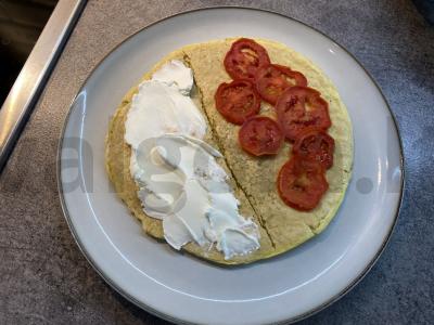 Avižinių dribsnių blynas su pomidorais ir grietinėlės sūriu Žingsnis 3