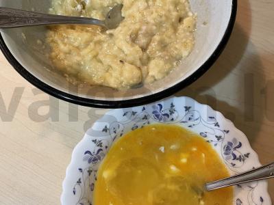 Bananų keksas Žingsnis 1
