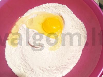 Minkšti blynai ant pieno Žingsnis 1