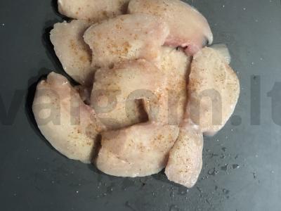Į šoninę įvyniota vištiena Žingsnis 1