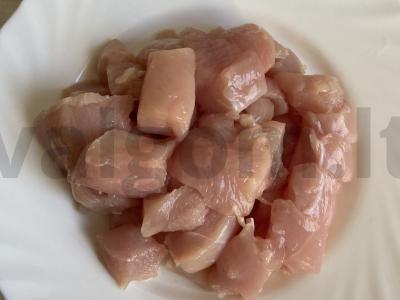 Makaronai su vištiena ir grybais su sumažintu kalorijų kiekiu Žingsnis 1