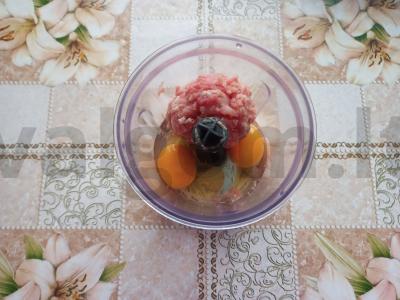 Mėsos lazdelės Žingsnis 1