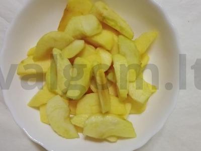 Kiaulienos nugarinė, kepta su obuoliais Žingsnis 3