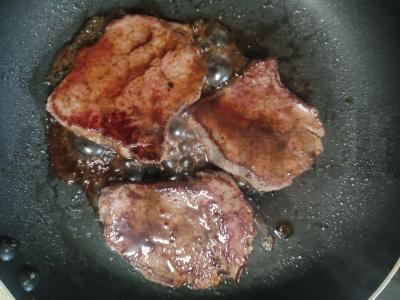 Jautienos nugarinė granatų padaže Žingsnis 3