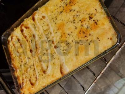 Kaimiško stiliaus troškinys su mėsa, sūriu ir žolelėmis Žingsnis 11