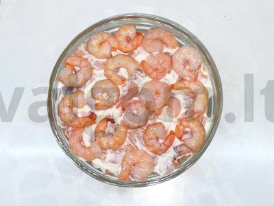 Sluoksniuotos salotos su krevetėmis ir lašiša Žingsnis 3