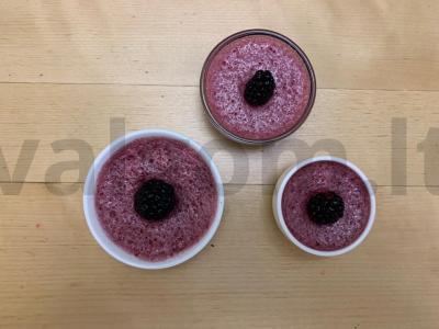 Želė su gervuogėmis pagrindine nuotrauka