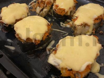 Gorbušo upėtakis po daržovių ir grietinės pagrindine nuotrauka