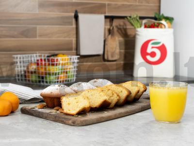 Mandarinų keksas pagrindine nuotrauka