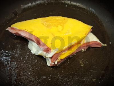 Omletas su dešra "Kabrioletas" arba "Propeleris" Žingsnis 6