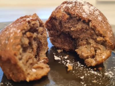 Pieniškos bandelės su šokoladiniu įdaru pagrindine nuotrauka