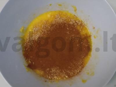 Aromatizuoti imbieriniai cinamono meduoliai Žingsnis 1