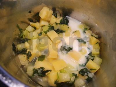 Kūdikių tyrelė su špinatais Žingsnis 5