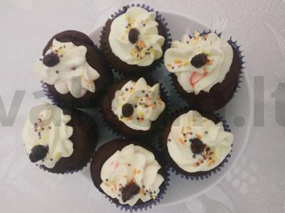 Erdvūs keksiukai su sviestiniu kremu Žingsnis 4